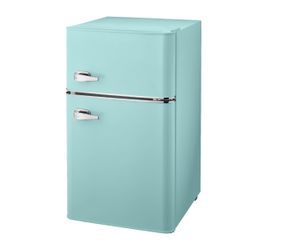 Insignia mini retro refrigerator