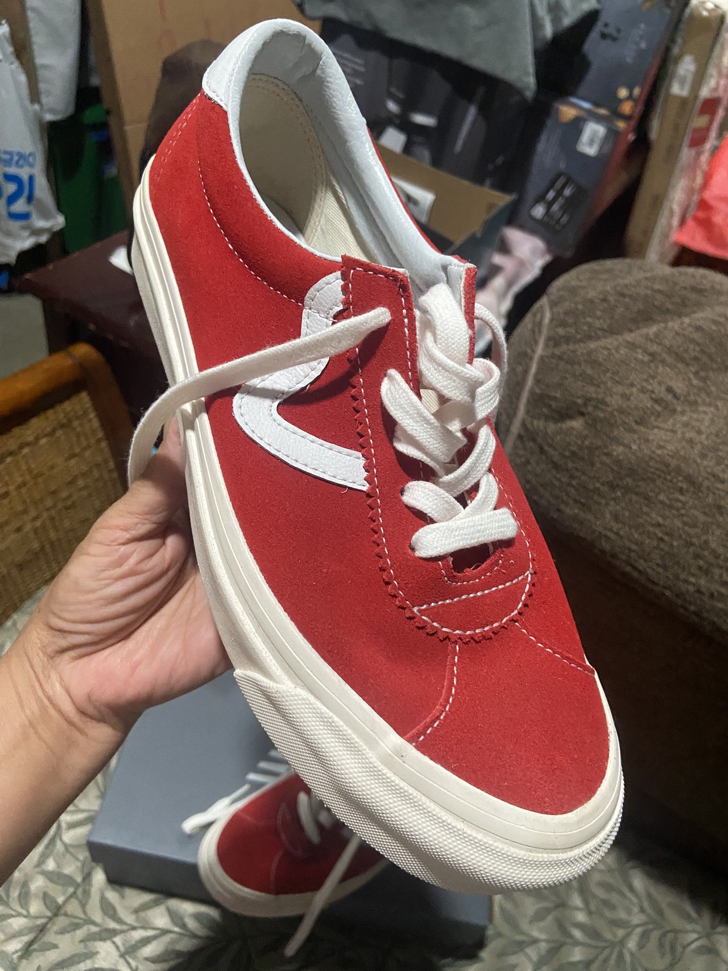NEW Vans Authentic Unisex Sneakers MEN's US size 7.5 in WOMEN's US size 9