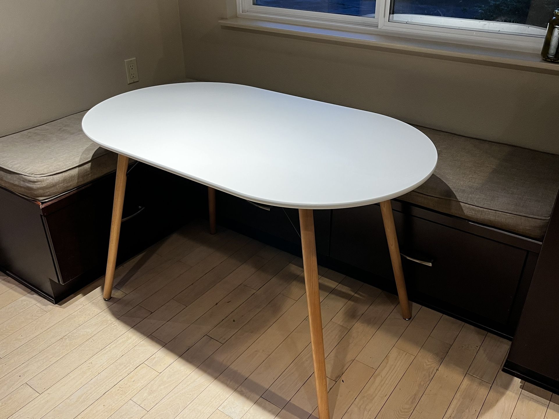 Small Oval Dining Table