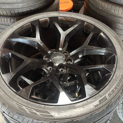 24” Wheels Toyo Tires