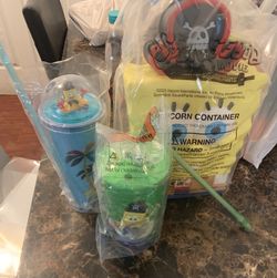 NEW SpongeBob Search For SquarePants Popcorn Bucket,Light up drink up(Green),Collectible Dome Cup