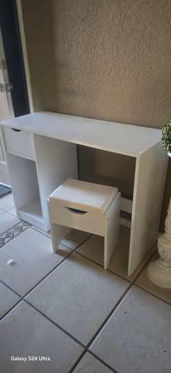 Desk w chair (has storage space) $45