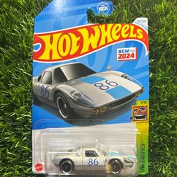Hot Wheels 1967 Ford GT4 MkII diecast car #racing cars