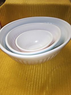 Pastel Egg Shaped Stoneware Mixing Bowls (Three) Pink- Yellow - Pink