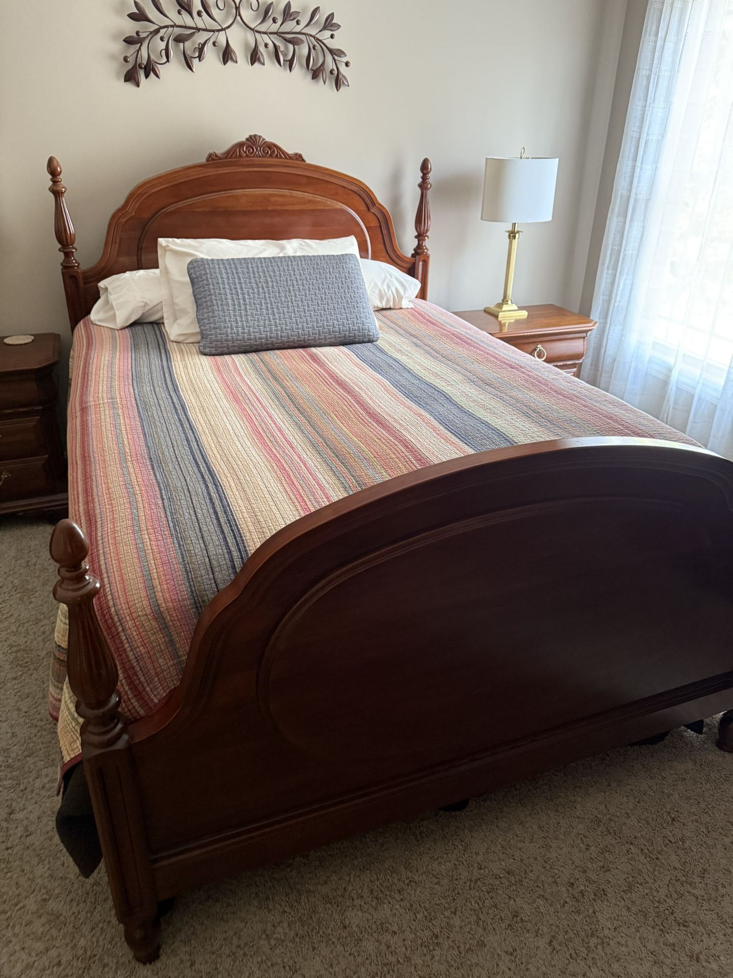 6 Piece Queen bedroom set