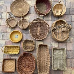 Lot of 14 Wicker & Decorative Baskets