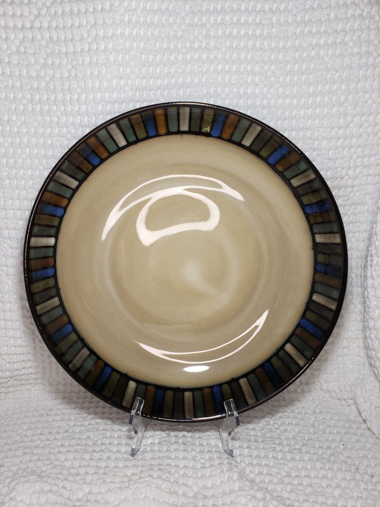 Sonoma "Vallejo Blue" Large Serving Bowl 14" Pasta / Salad. Very good condition.  The rim has a mosaic look very pretty. No chips .