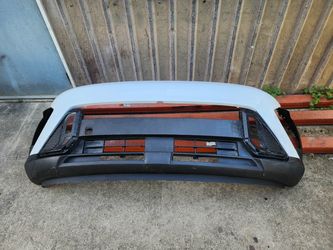2024-2026 Hyundai Kona Front Bumper Used Oem