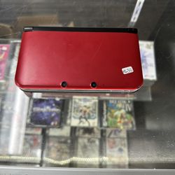 Nintendo 3DS XL $230 Gamehogs 11am-7pm