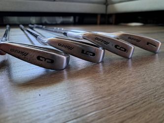 Mizuno irons golf clubs