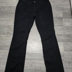 Women's Size 16L Black Regular FIT Bootcut Midrise Jeans