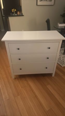 IKEA Hemnes 3 Drawer Dresser