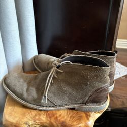 Andrew Marc Chukka Boots (Size 9.5)