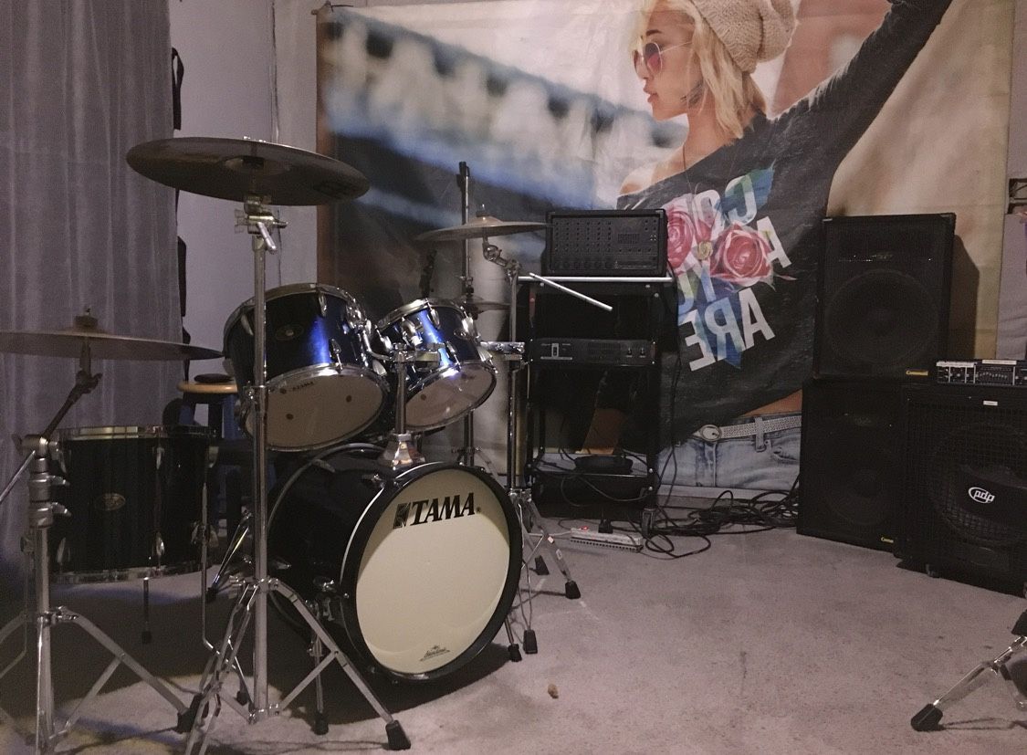 Tama Drum Set 