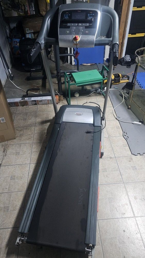 Sunny Treadmill