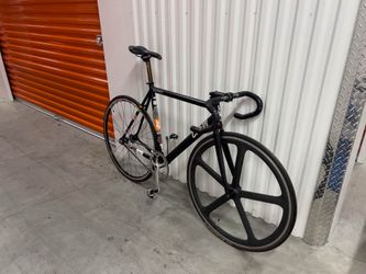 56cm fixed gear bike Crew distric frame