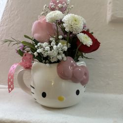 Valentines Day Hello Kitty Mug With Flowers