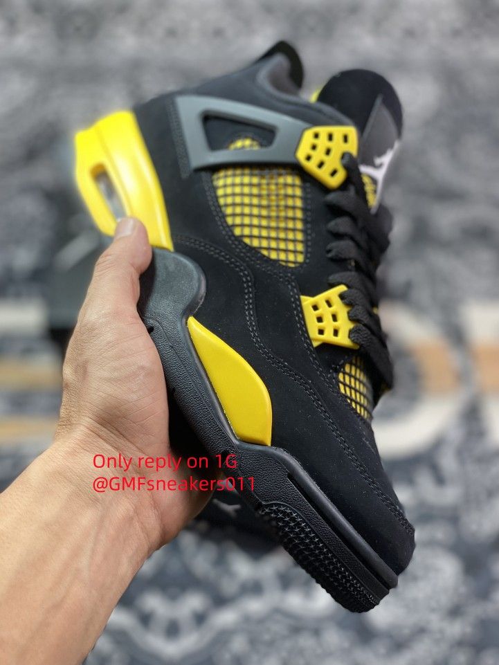 Air Jordan 4 Retro 'Thunder' 2023