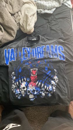 Valley Dreams Graphic T-Shirt