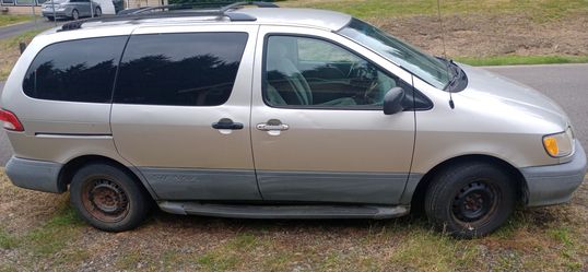 2001 Toyota Sienna
