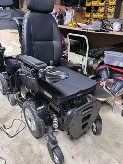 2025 Velocity Alter rain Wheelchair