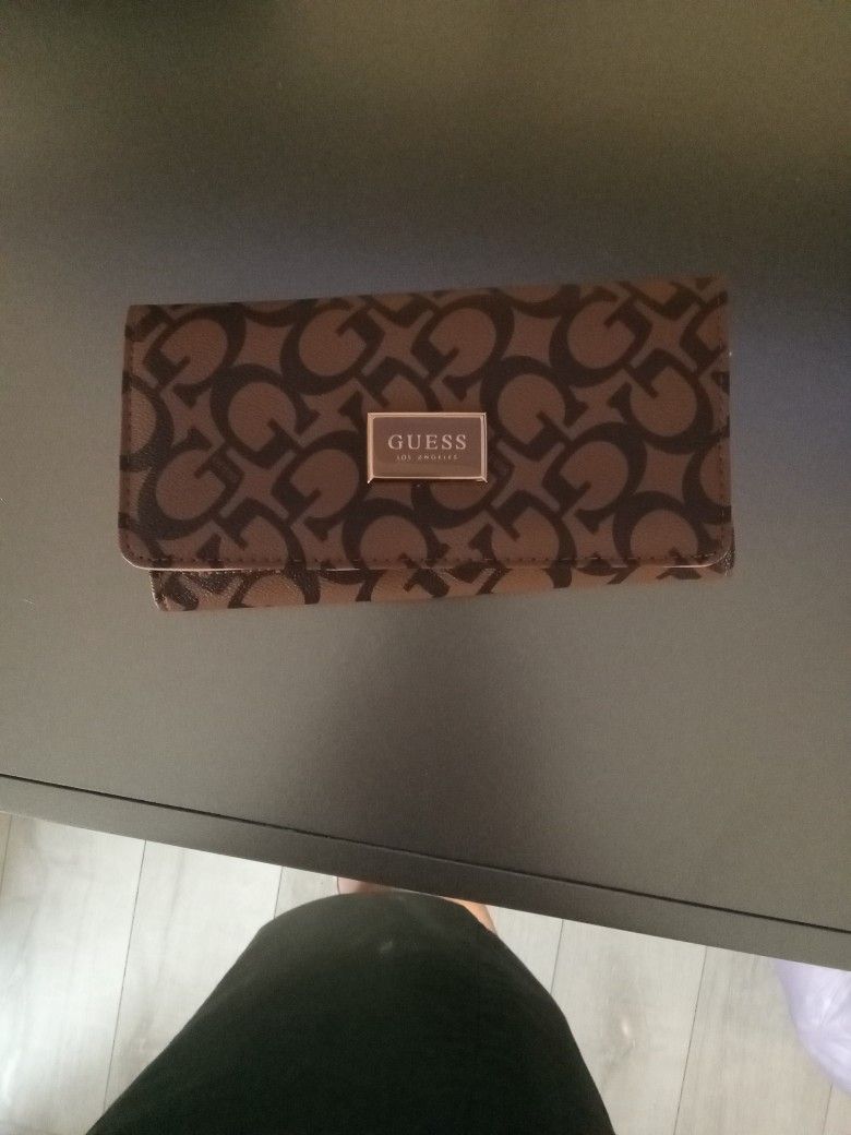 Guess Women Wallet