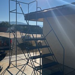 Brand New 7 Step Ladder With Whelps & platform Deck