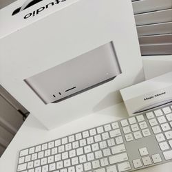 Apple Mac Studio M2 Max , 512GB, 32GB Mouse Included Paid $2700 Asking $1800