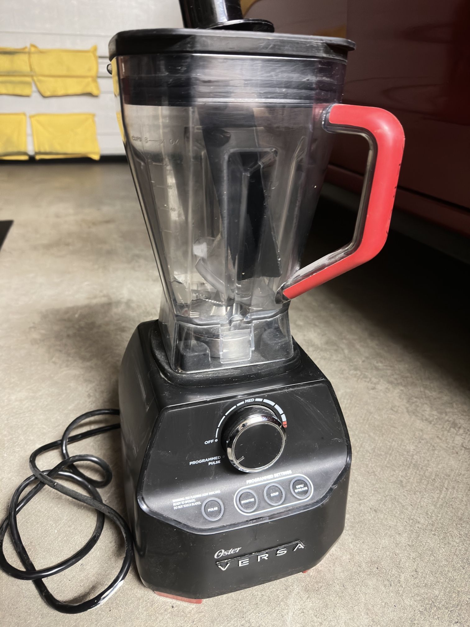 Blender - Oster Versa (broken)