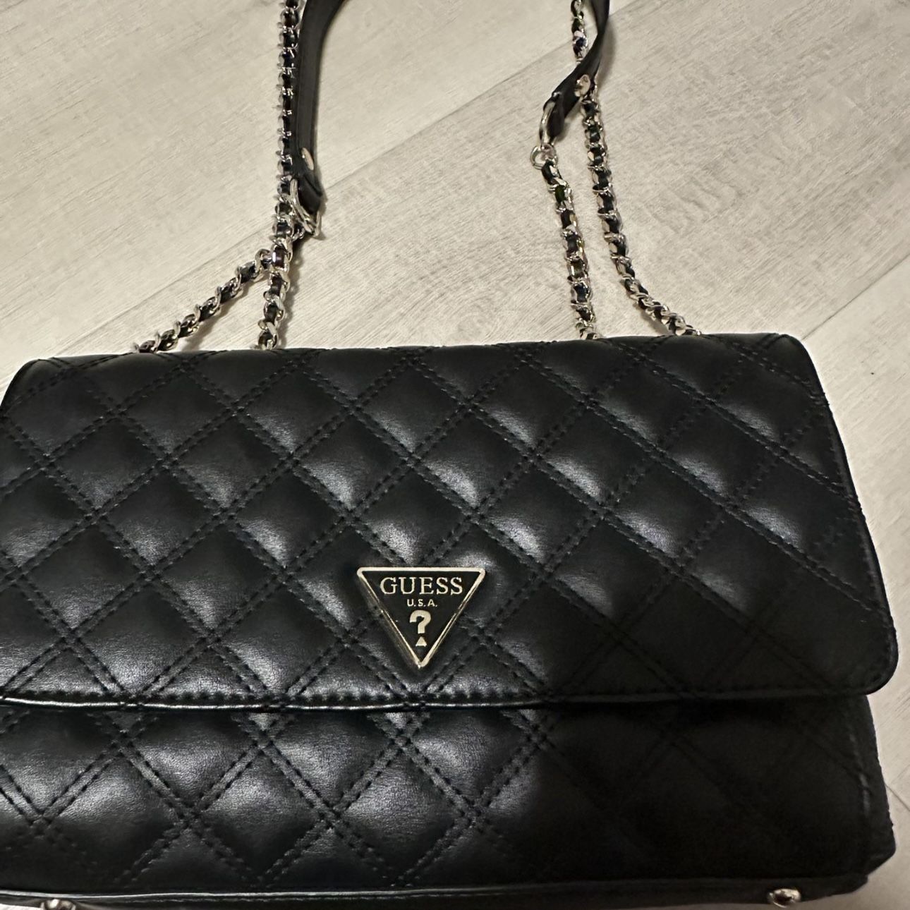 New GUESS Cessily Convertible BlackQuilted Cross-Body Without Tags