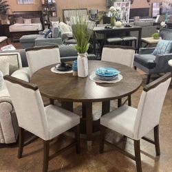 Modern Round Dining Table Set With 4 Chairs