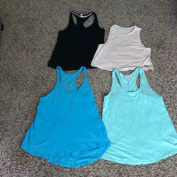 Activewear tank top bundle for $5 size small