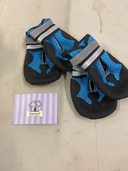 Set of 4 doggie shoes
