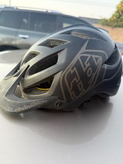Troy Lee Designs Helmet