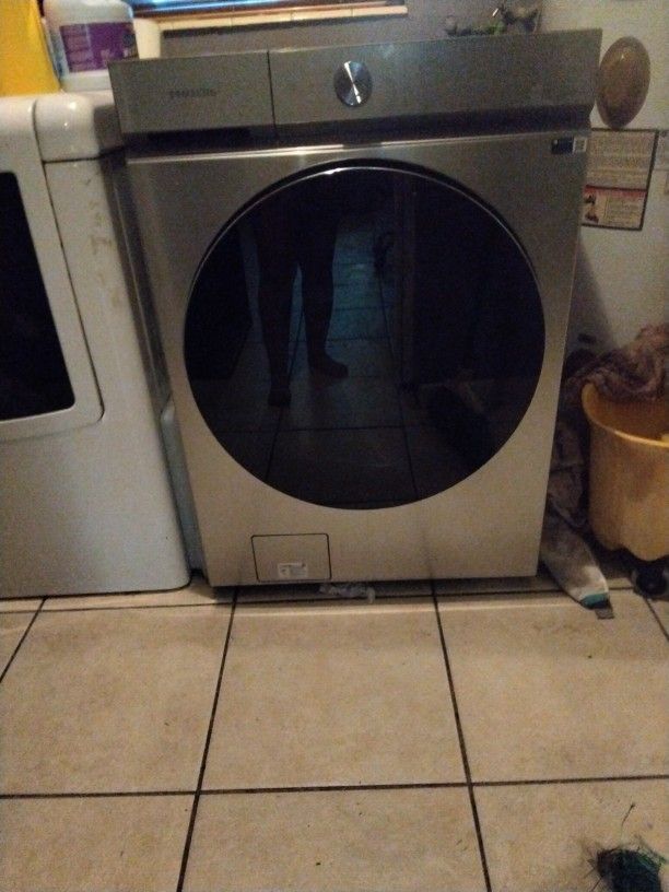 Samsung Bespoke Washer Stainless Steel 5.3 Cu FtNeed Gone today