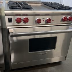 Wolf 36”Wide Dual Fuel Range Stove In Stainless Steel 