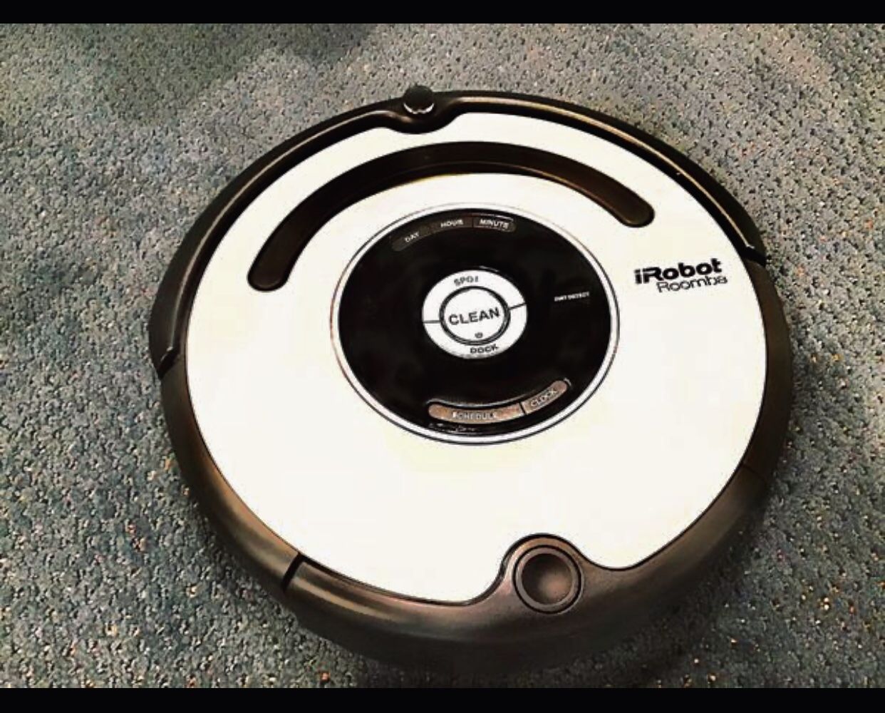 Roomba iRobot Vaccuum cleaner
