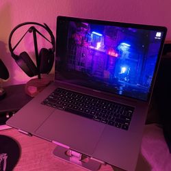 2016 MacBook Pro 16gb