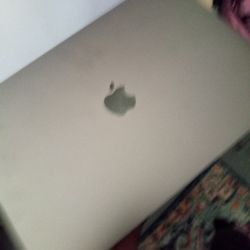 MacBook Pro With touchpad 13.3' = $400!!! 