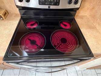 Kenmore Range / Oven