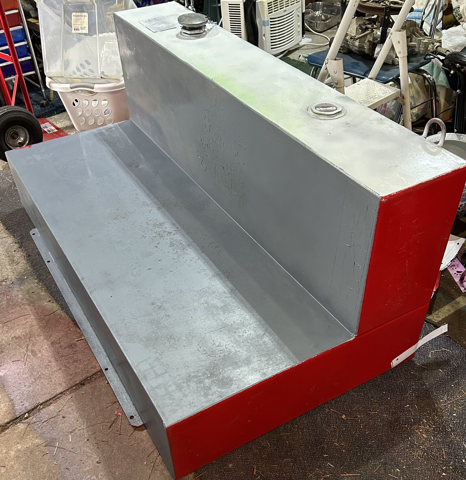 Delta 105 Gallon  Steel L- Shaped Liquid Transfer Tank