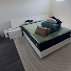 Platform Queen Bed
