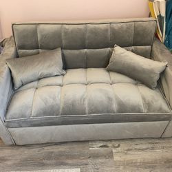 Small Gray Pull Out Couch 