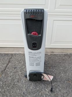 DeLonghi Indoor Tower Space Heater 1500W