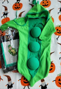 Newborn PeaPod Halloween Costume 