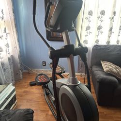 FreeMotion 515 Elliptical