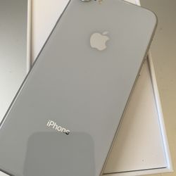 Iphone 8 Silver 64GB ANY CARRIER