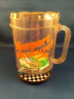 Newport mug with car