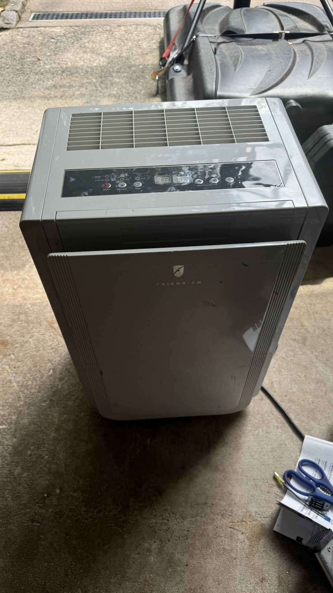 FRIEDRICH Dehumidifier D50BPA
