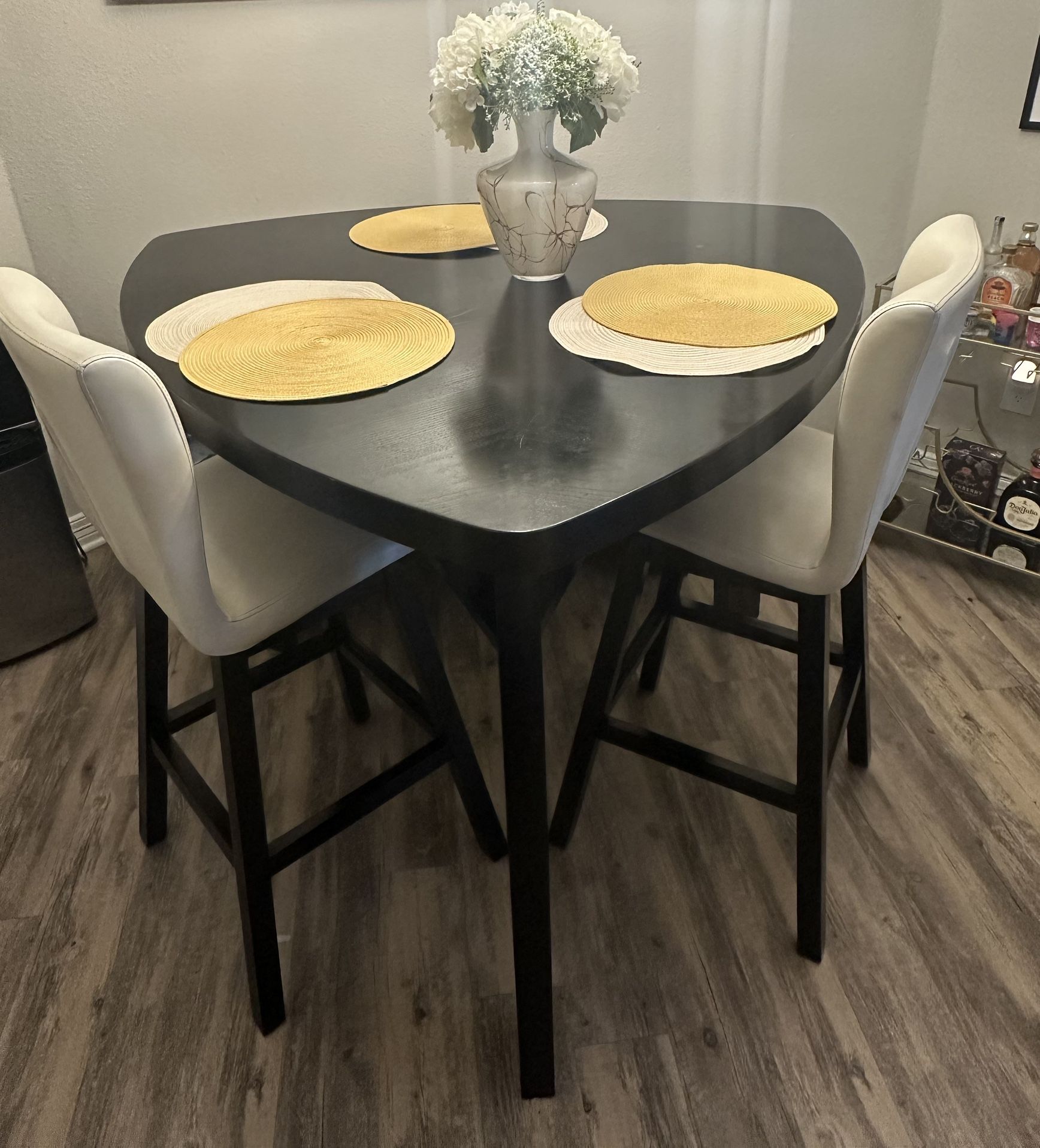 Dining Table Set